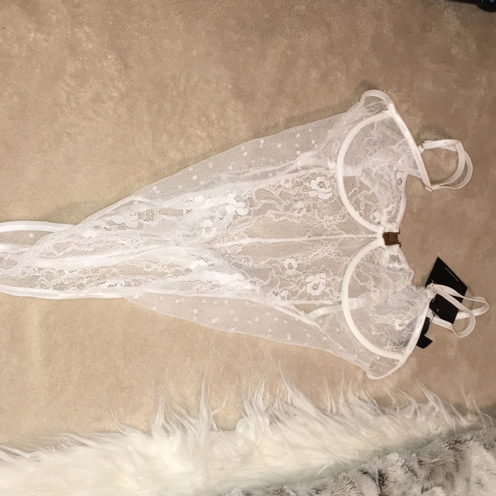 JLUXLABEL white lace bodysuit small